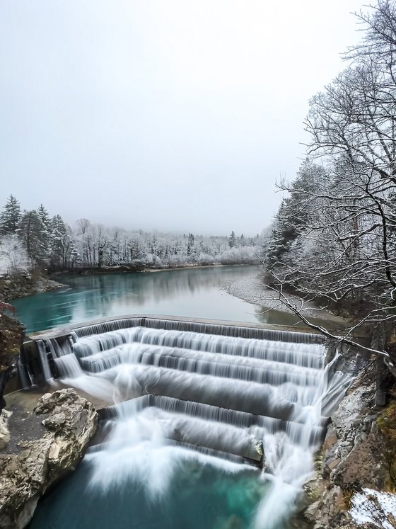 SPECTACULAR WATERFALL II