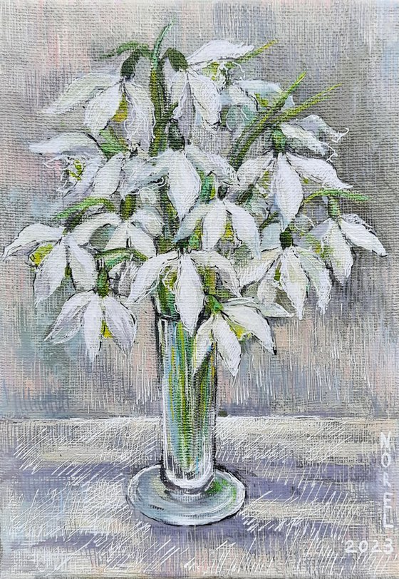 "Bouquet of snowdrops"
