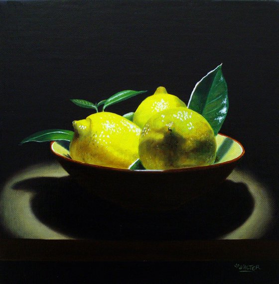 Cup with lemons