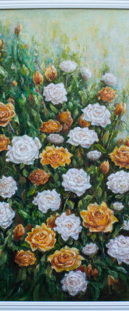 White and Gold in Bloom by Mila Moroko