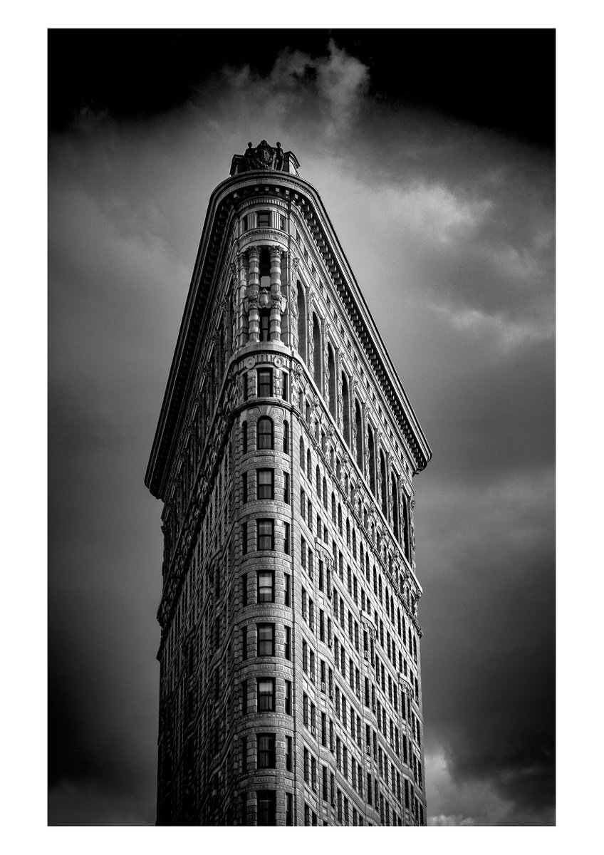 Photorealistic Cityscapes Photograph By Stephen Hodgetts Photography, 12 X 17", Flatiron Building - New York, Original Artwork