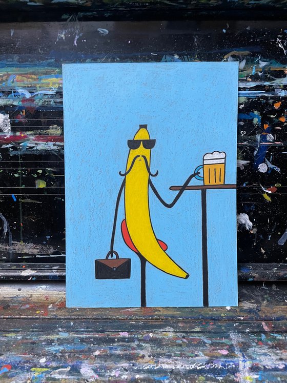 Banana secret agent in the bar