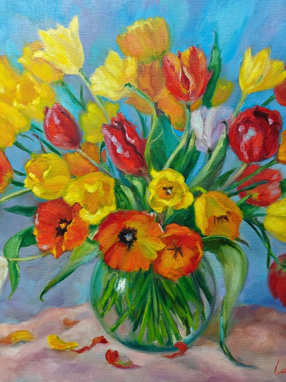 Colorful tulips in a vase