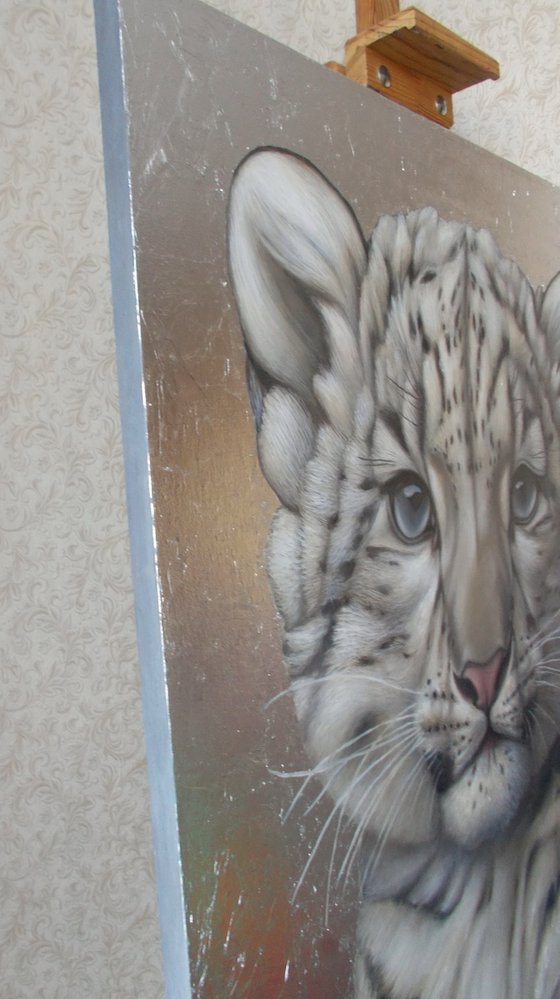 "Irbis", animalistic art