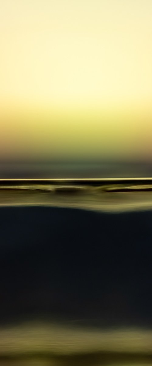 FLUID HORIZON XXXV - SEASCAPE PHOTOART by Sven Pfrommer