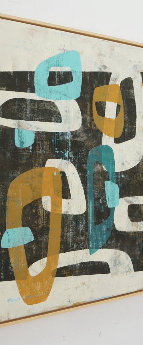 Round & Round in Camel - Incl Frame - 95 x 95 cm - Ronald Hunter - 21M by Ronald Hunter