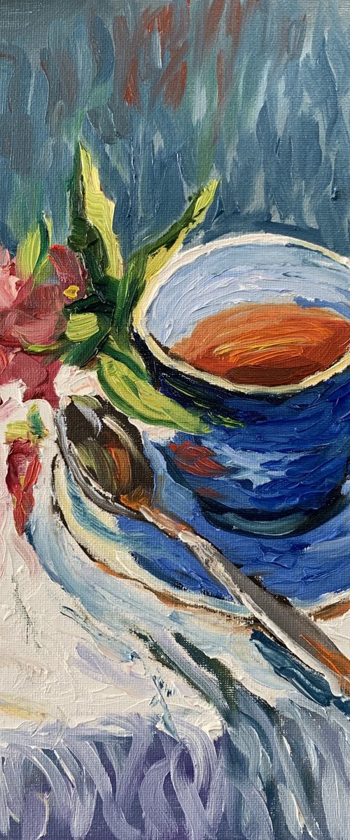 Tea cup with flowers. by Vita Schagen