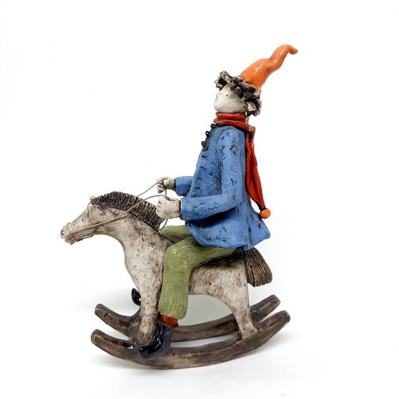 Swinging Horse