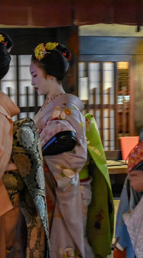 JAPANESE WOMEN by Fabio Accorrà