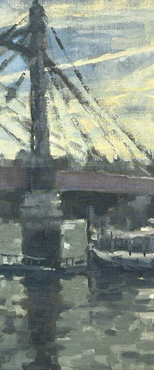 Albert Bridge, contre jour by Louise Gillard