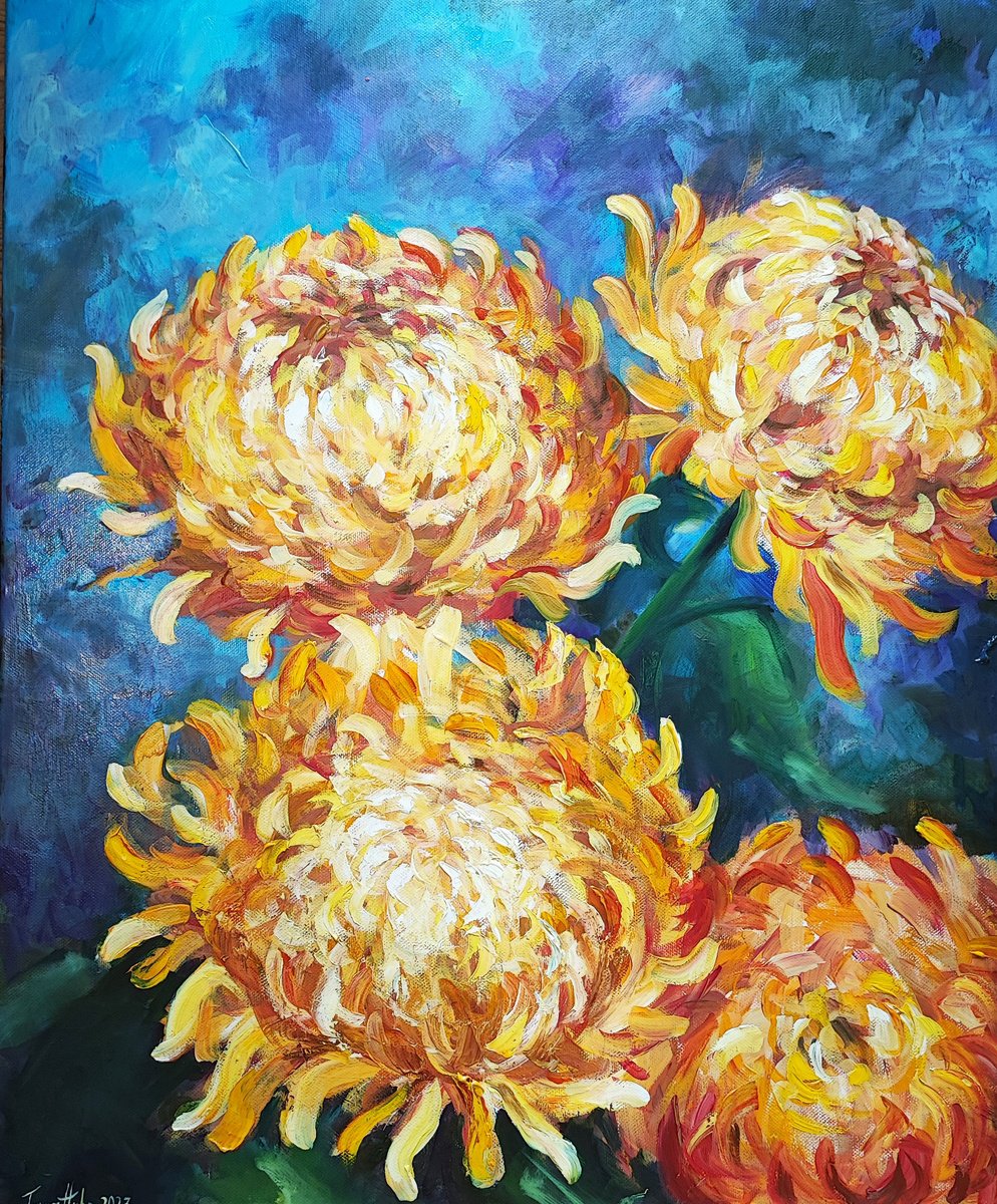 Chrysanthemums by Tatajana Obuhova
