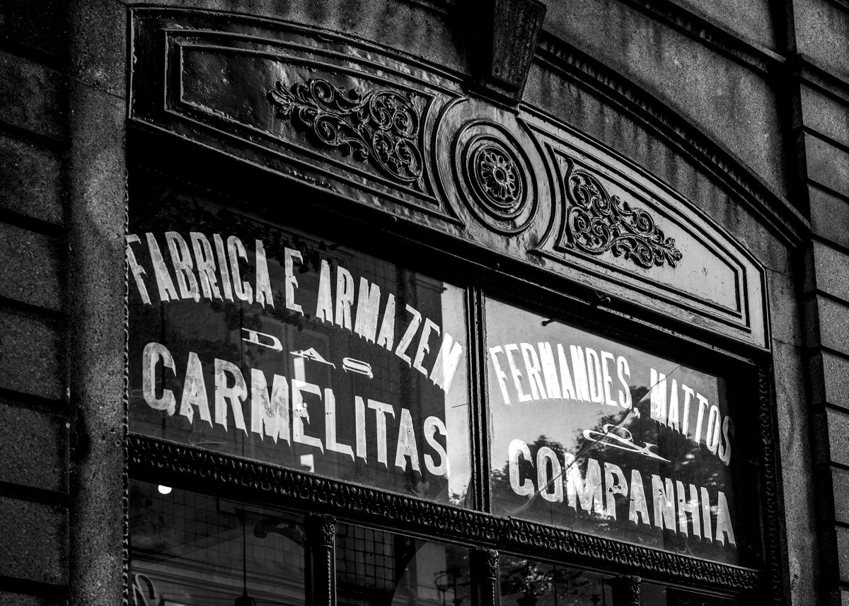 Fbrica E Armazm Das Carmelitas - Porto by Stephen Hodgetts Photography