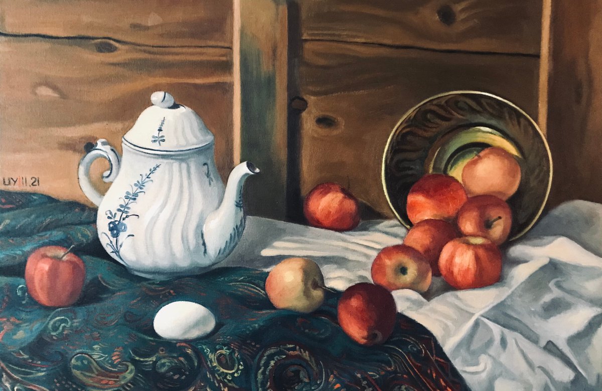 Still life with teapot and apples (Still life number 3) by Uy Nguyen