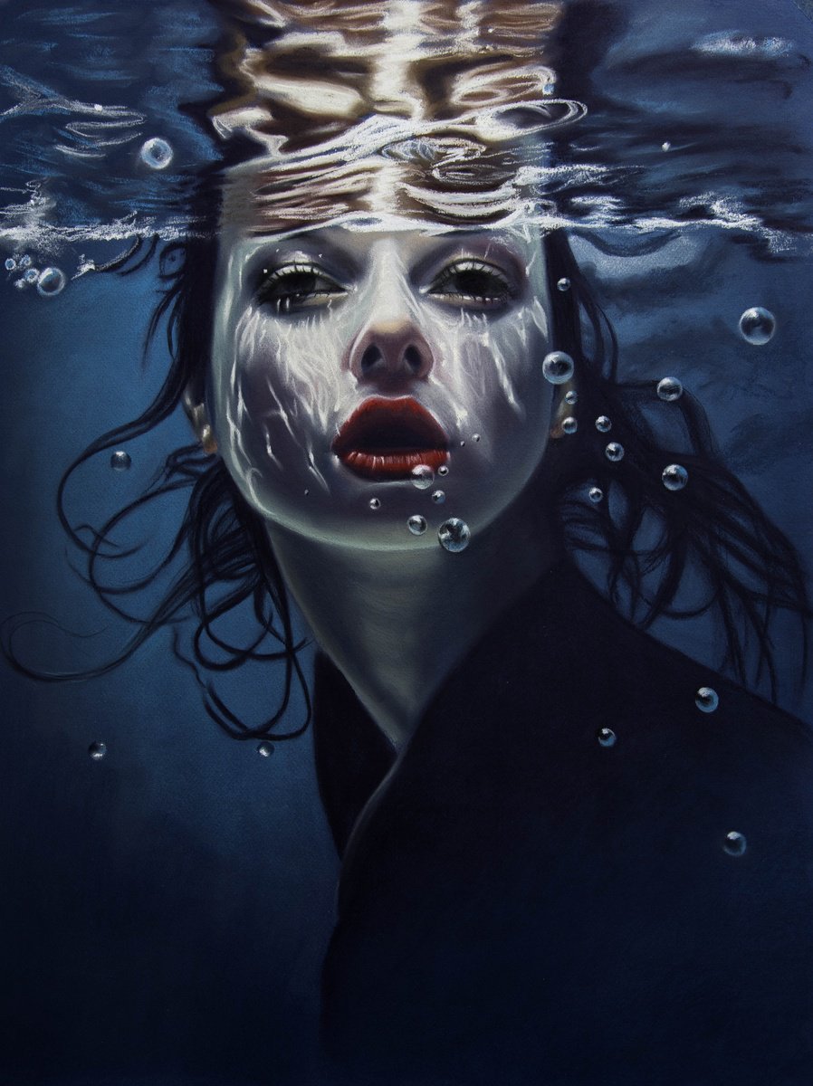 Light under water by Inna Medvedeva