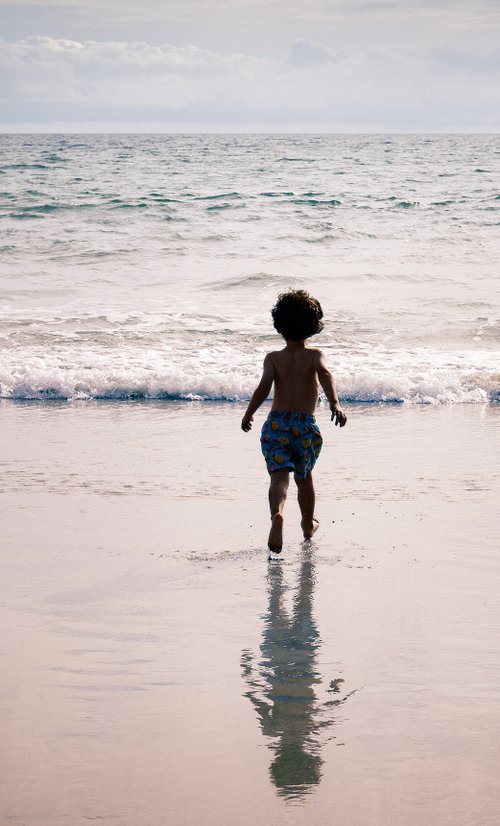 Beach Joy by Tom Hanslien