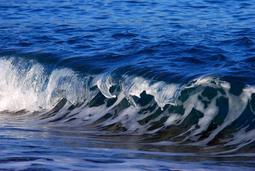 The wave by Simona Serdiuc