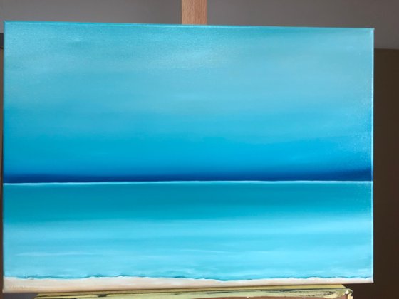 Ocean waves turquoise horizon