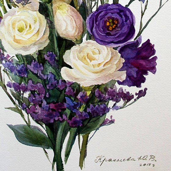 Bouquet of white and purple lisianthus