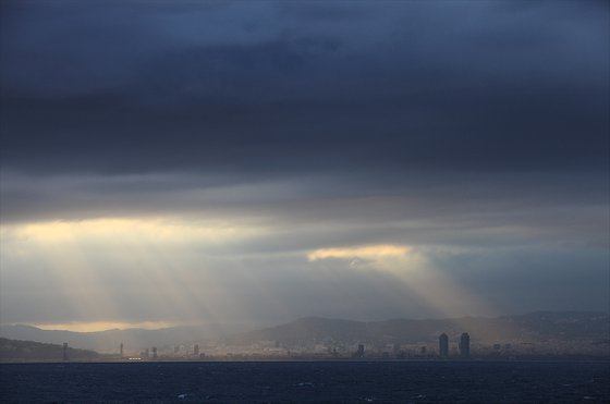 Light show over Barcelona 1