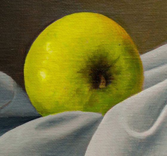 Apple And Cloth 2