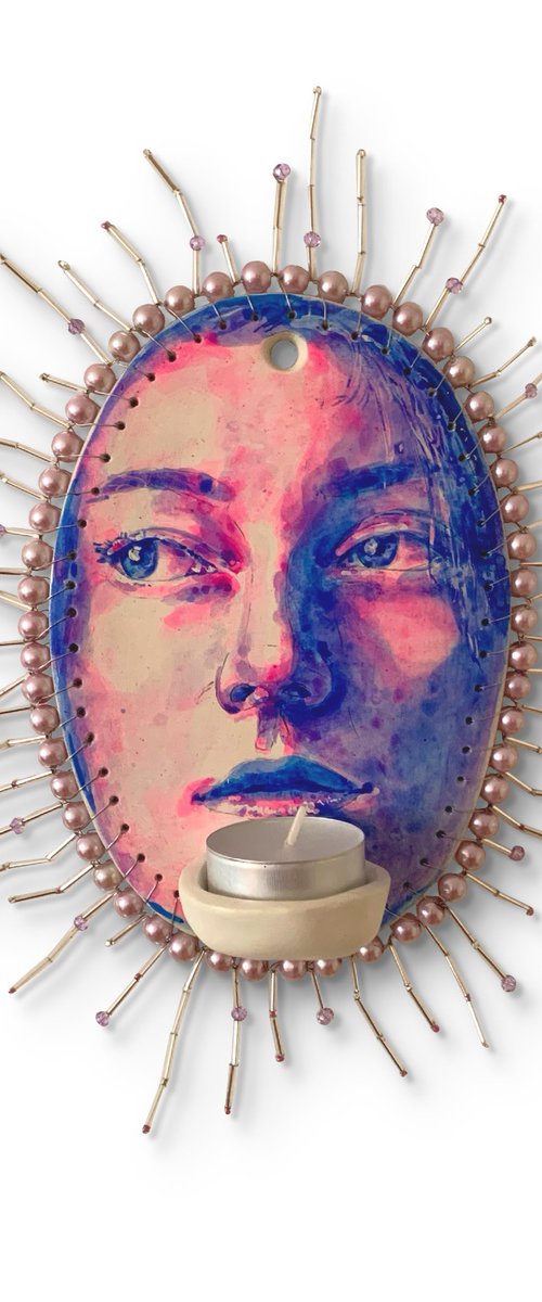 Clay female face by Alina Lobanova