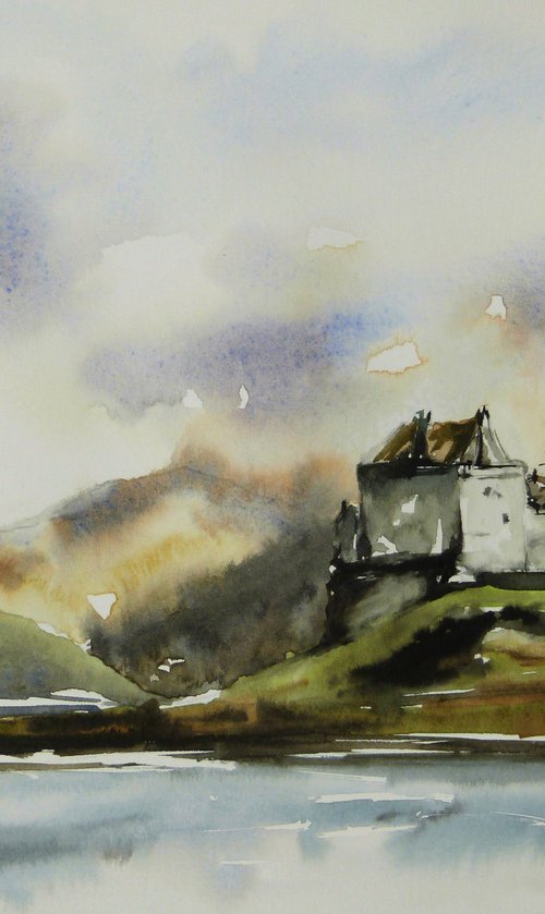 Duart Castle. by Graham Kemp
