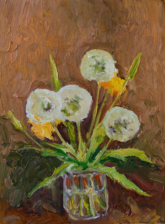 Dandelions in te Glass
