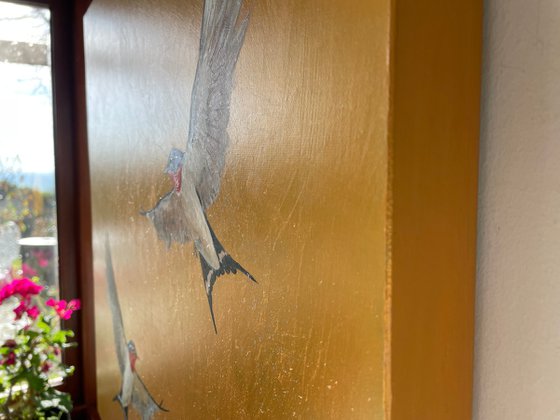 Two Swallows on Gold