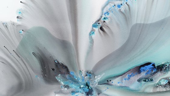 Nature 592