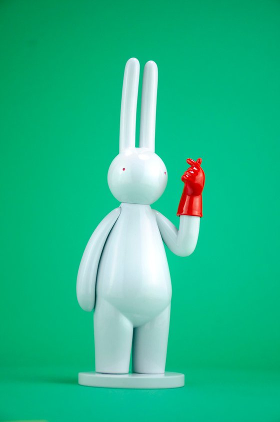 THE WORLD OF IN-JOKES: Love-Hate Paradox