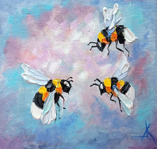 In the sky - small painting, bumblebee insects, oil painting, postcard, bumblebee, bumblebee oil, painting, gift, gift idea, insects by Anastasia Kozorez
