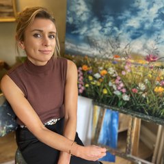 Visit Kimberley  Harris shop