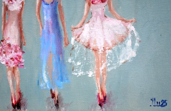 Funny Fashionable Girls