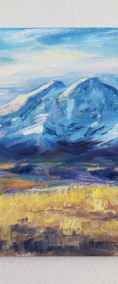 Mountains by Anna Shchapova