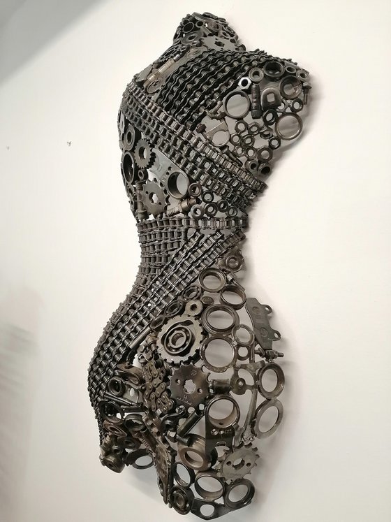 Octavia : Metal Female Sculpture