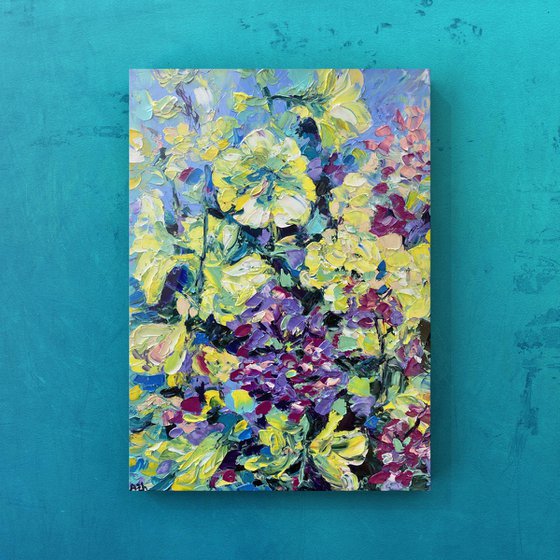 Mallow and phlox - Sunny joy, 35*45cm, impressionistic flowers oil painting in yellow and violet, purple, sunny mood