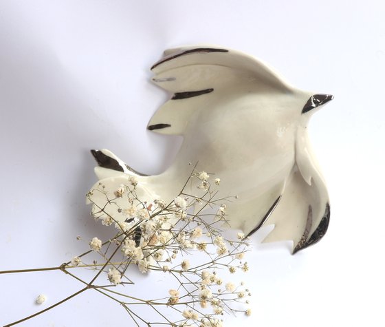 Dove,bird of the peace,hanging oh the wall sculpture.