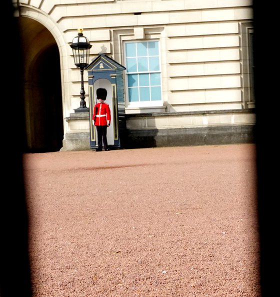 No Guard changing ceremony today 7.6.20  2/20  12"X8"