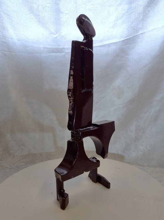 Tribune IV