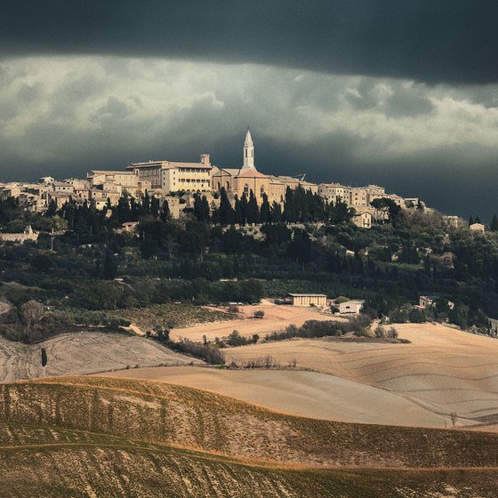 Light and Dark in Tuscany