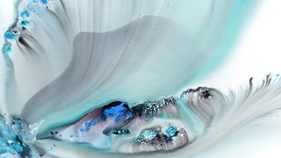 Nature 592