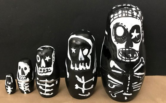 Skeleton store russian dolls