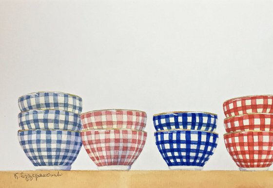 Chequered bowls in a row