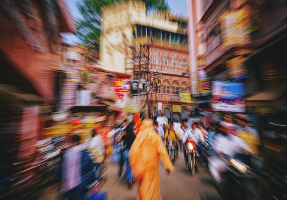 Benares Bustle