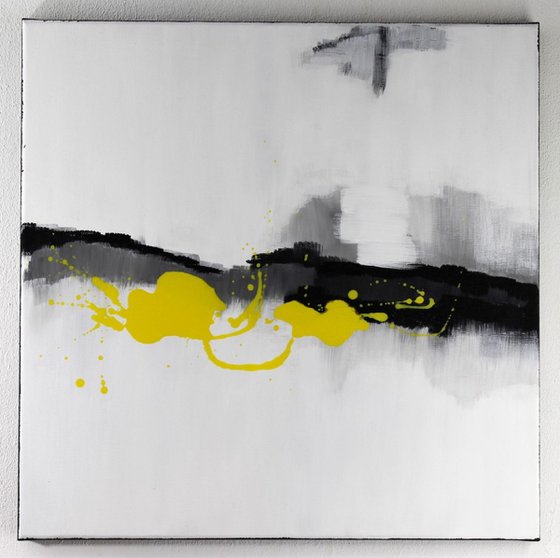 Black and Yellow Moment