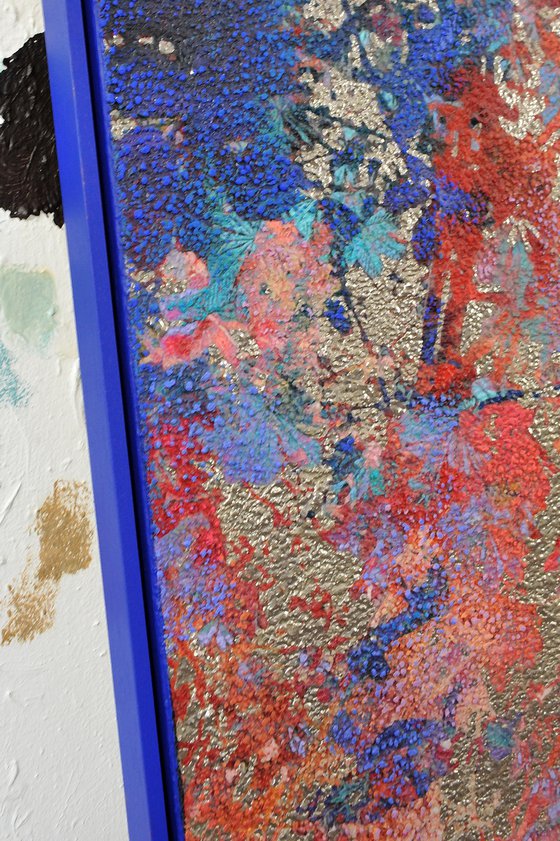 Blue &amp; Red Chestnut