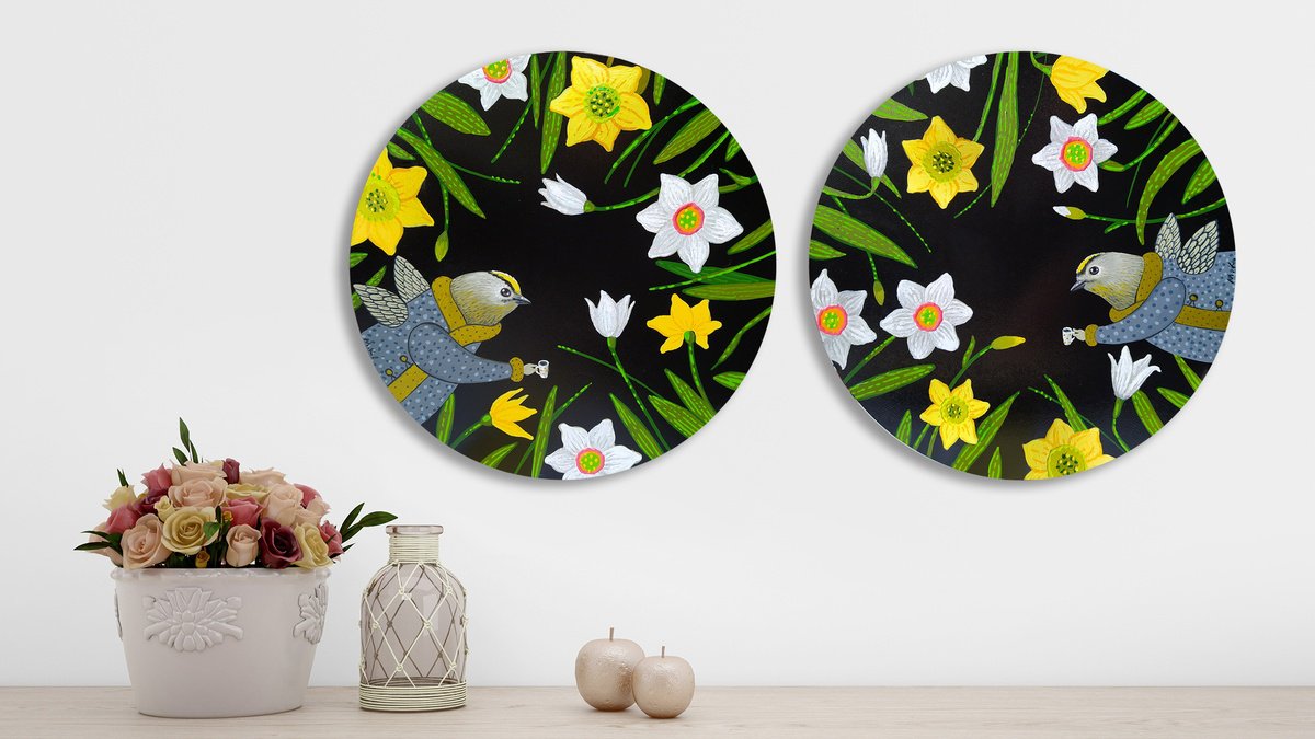 Animal Acrylic Painting By Margot Raven, 20 X 10", The Goldflies Have Arrived, Original Artwork