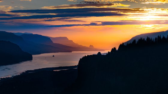 SUNRISE OVER THE GORGE II