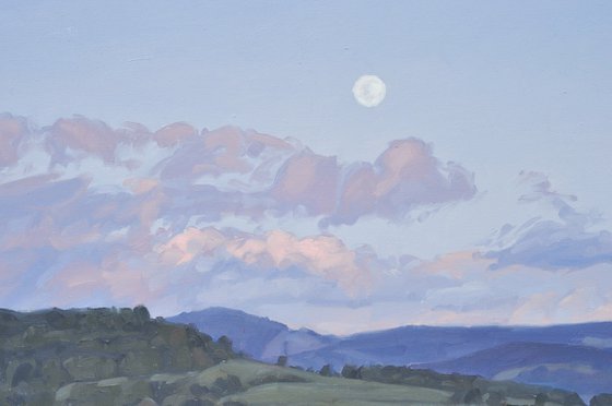 May 6, moonrise above the mountains