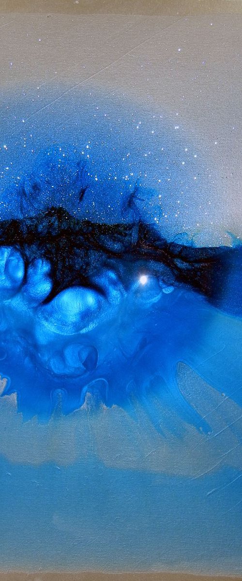warm blue extreme by Javier Infantes